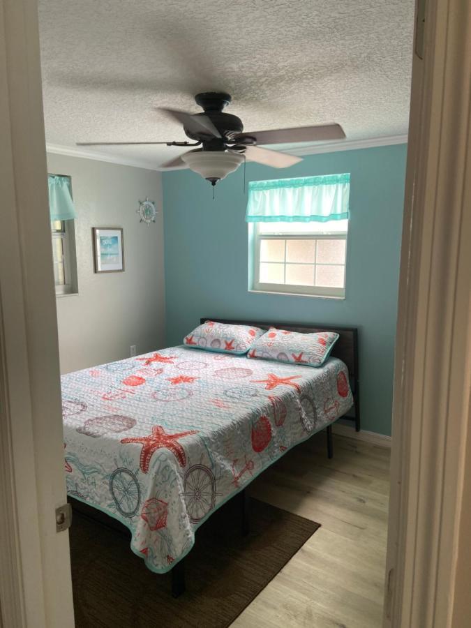 Gorgeous Seaside Seashell Cottage! Хъдзън Екстериор снимка